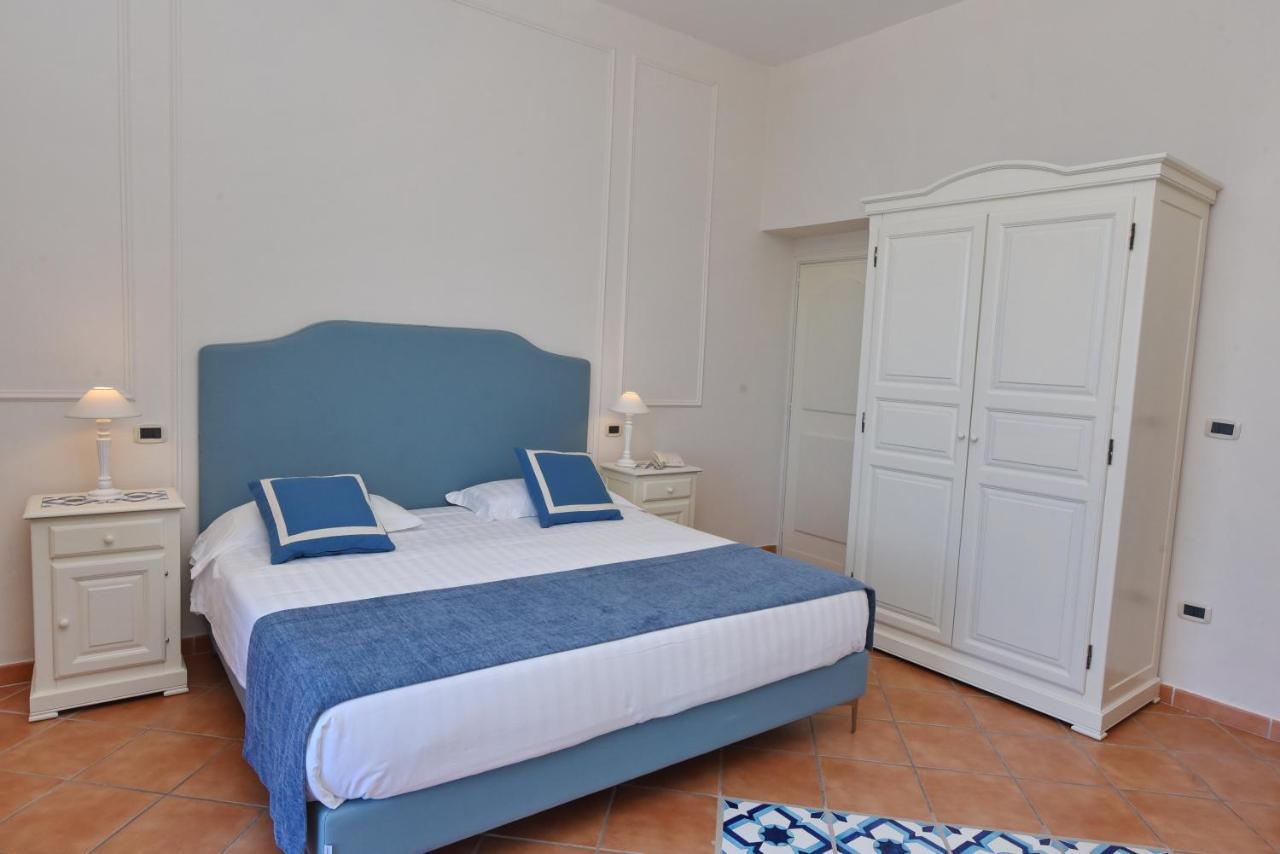 Hotel Garden Riviera Santa Maria di Castellabate Exterior photo