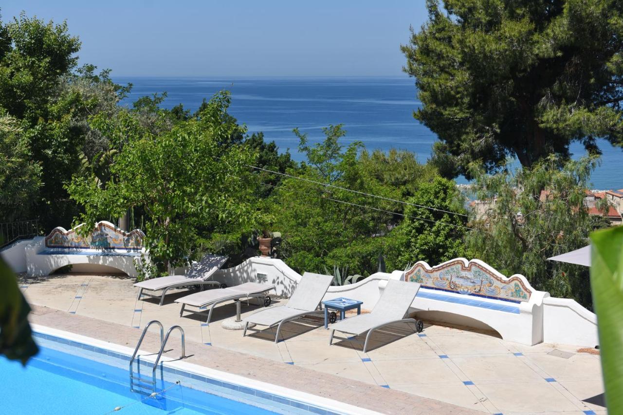 Hotel Garden Riviera Santa Maria di Castellabate Exterior photo