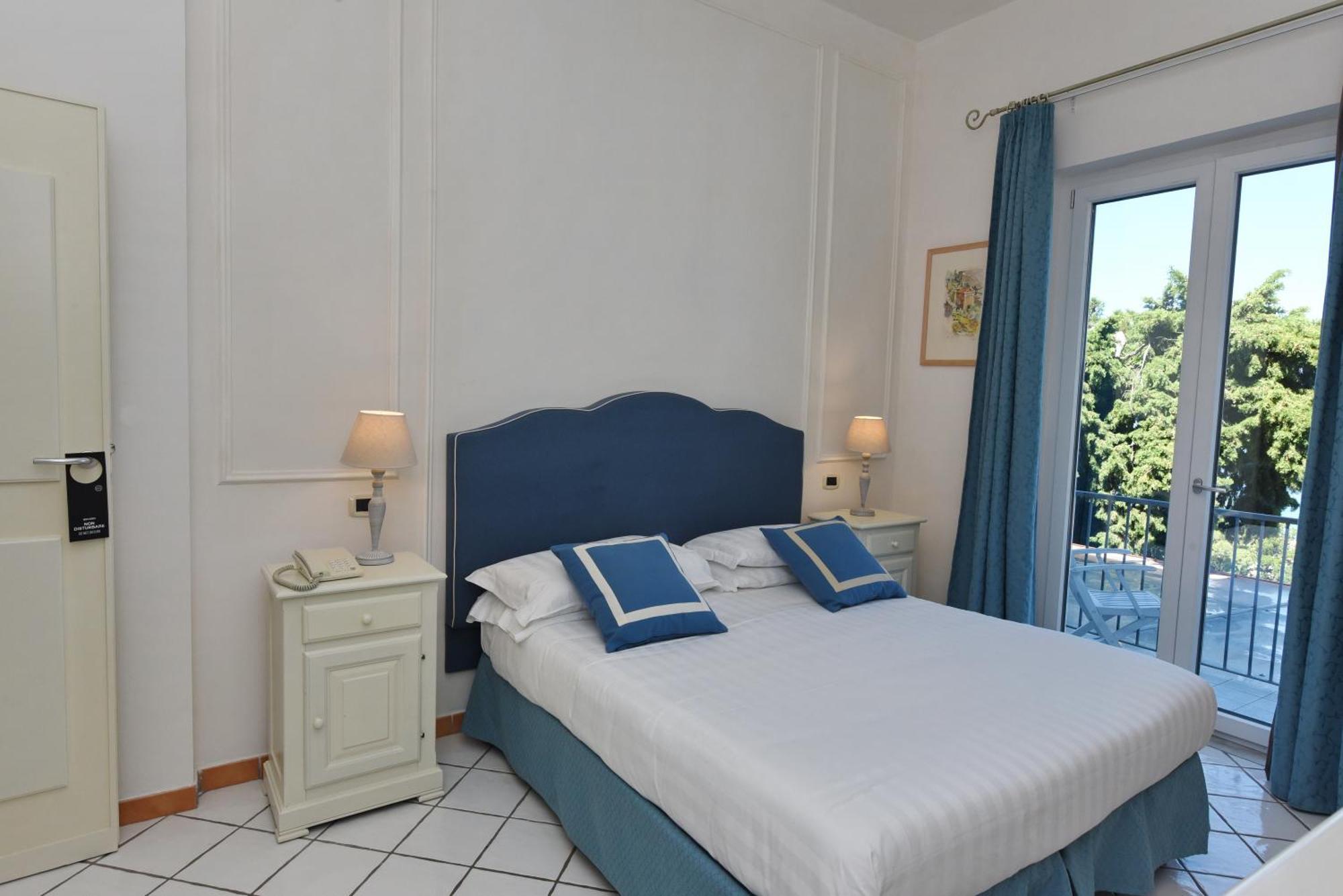 Hotel Garden Riviera Santa Maria di Castellabate Exterior photo