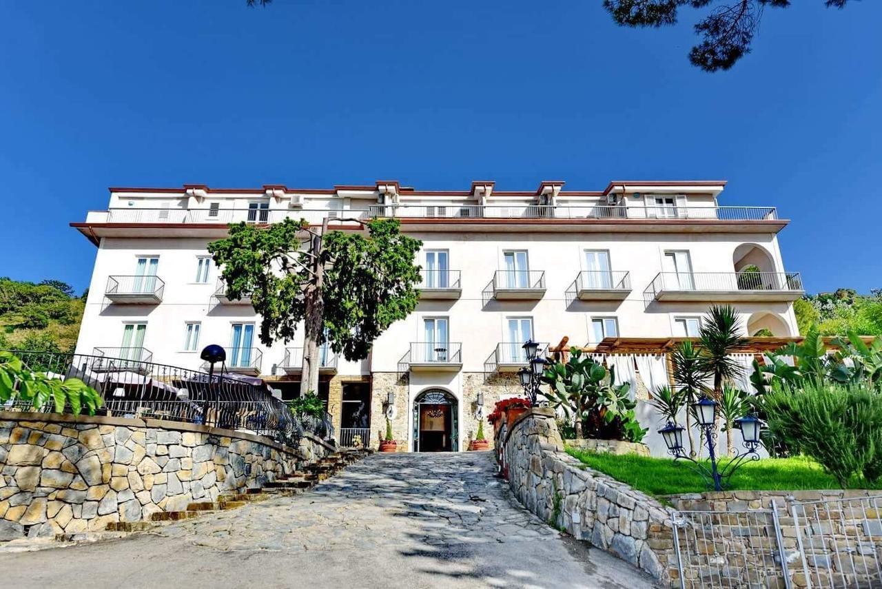 Hotel Garden Riviera Santa Maria di Castellabate Exterior photo