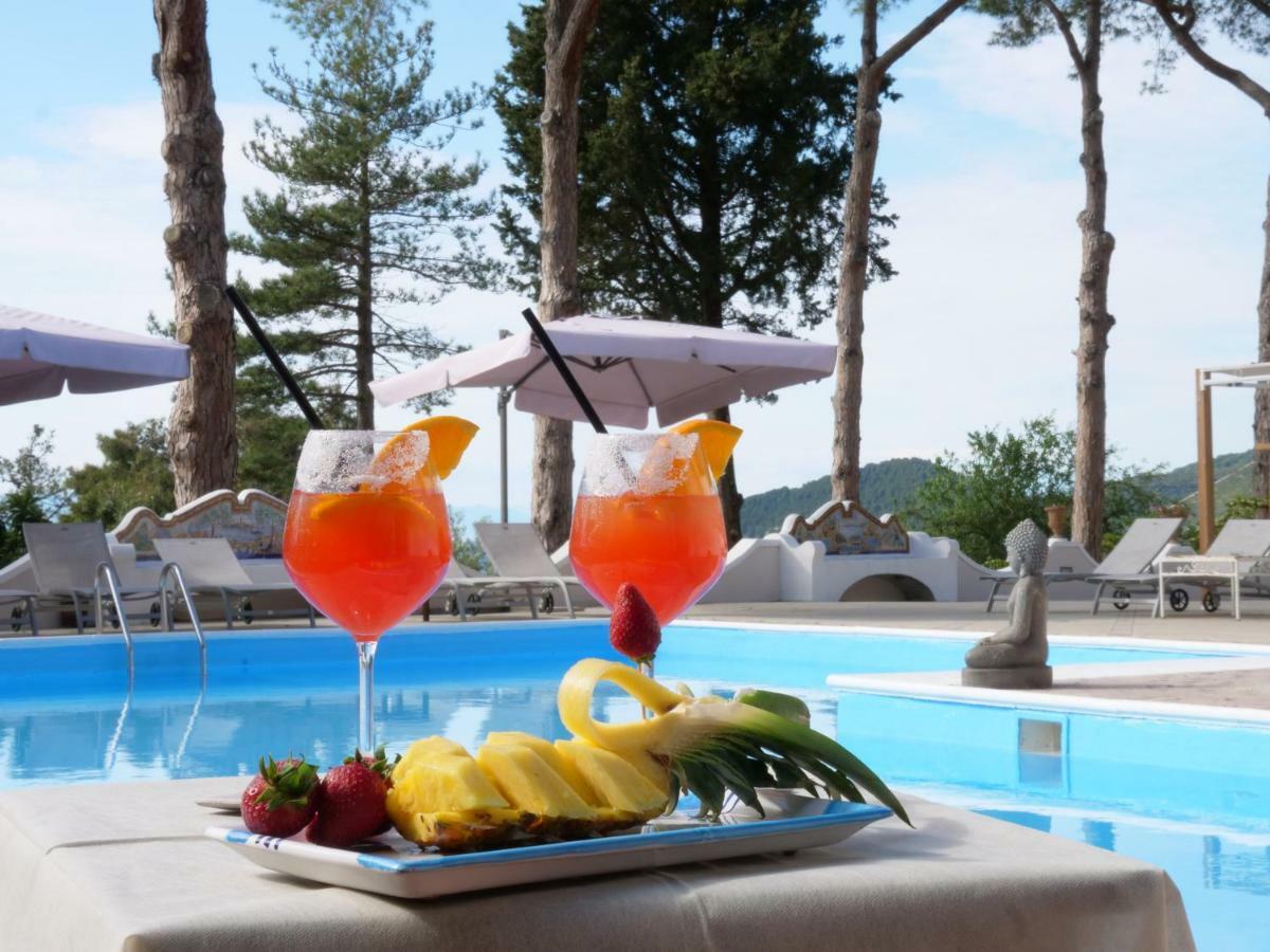 Hotel Garden Riviera Santa Maria di Castellabate Exterior photo